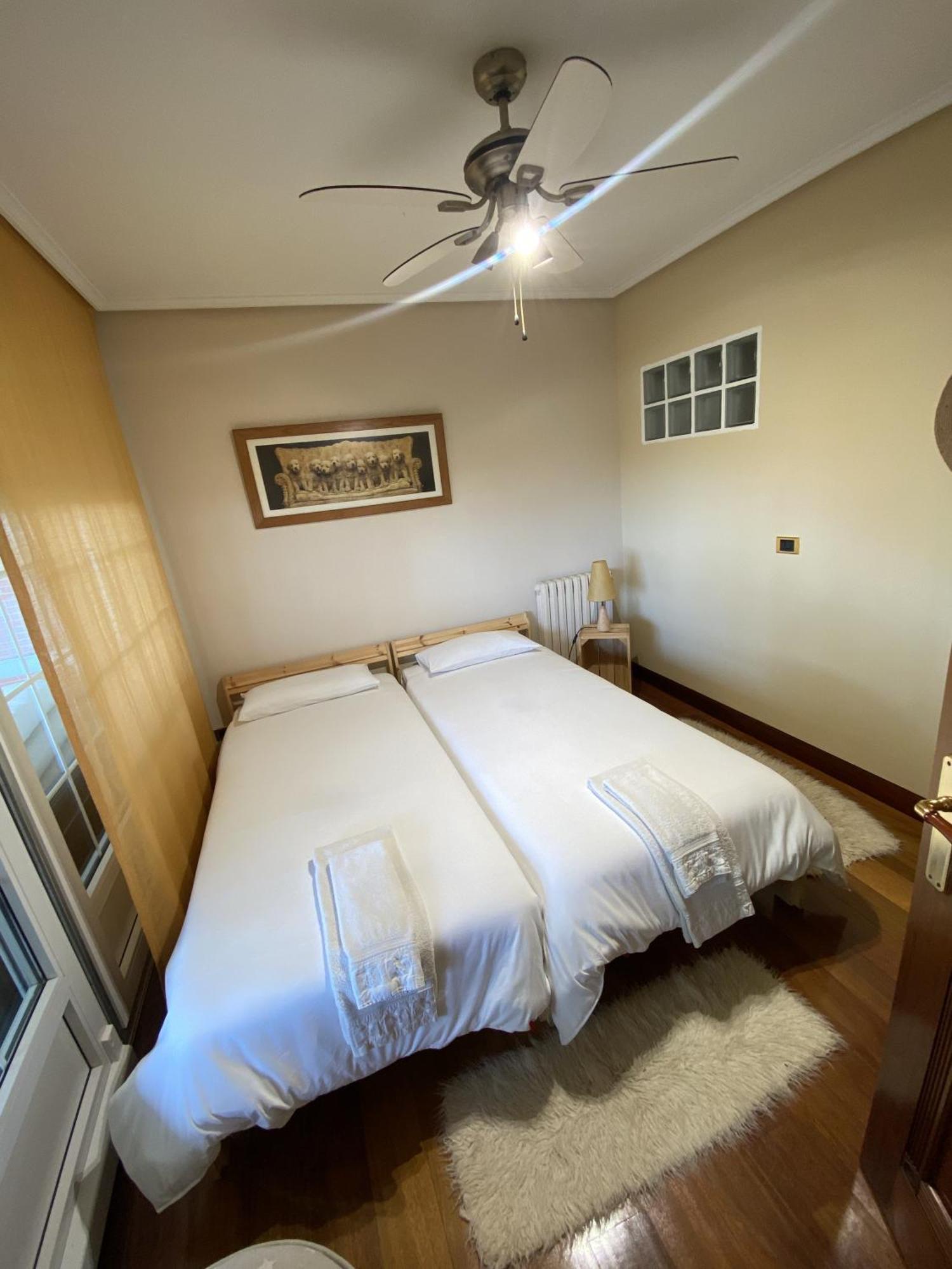 El Tejado De Santa Ana Guest House Barrika Cameră foto
